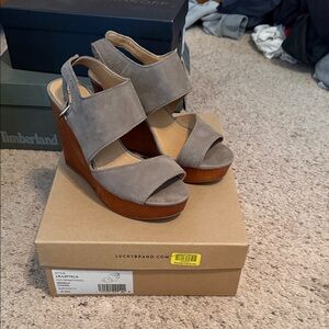 Lucky Brand Gray Wedge Sandals